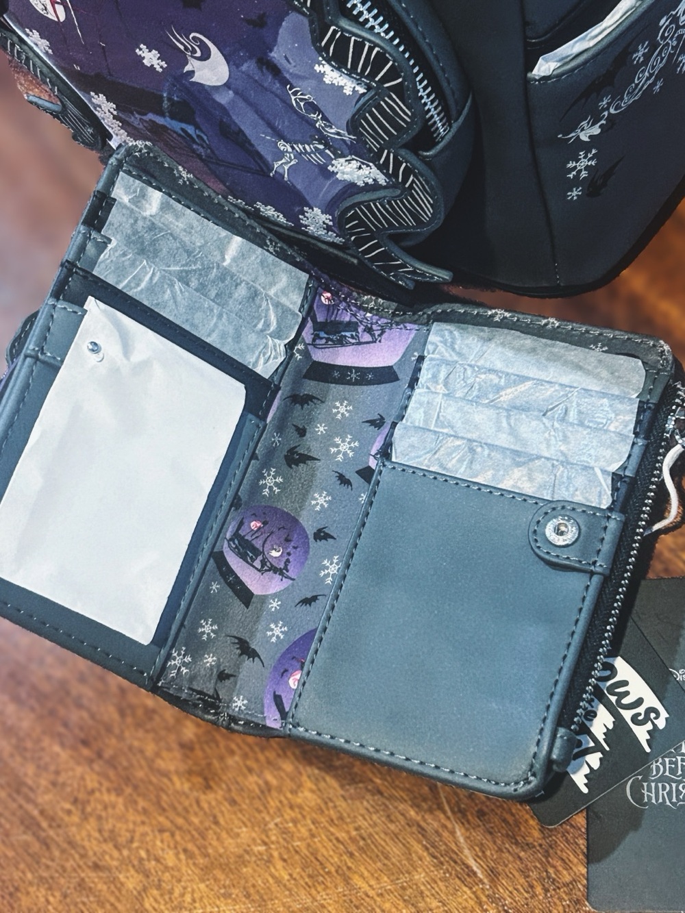 Disney The Nightmare Before Christmas Loungefly Backpack & Wallet Snowglobe NWT - Picture 10 of 11